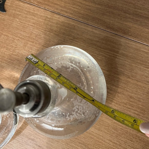 Washroom dishes - Picture 6 of 9